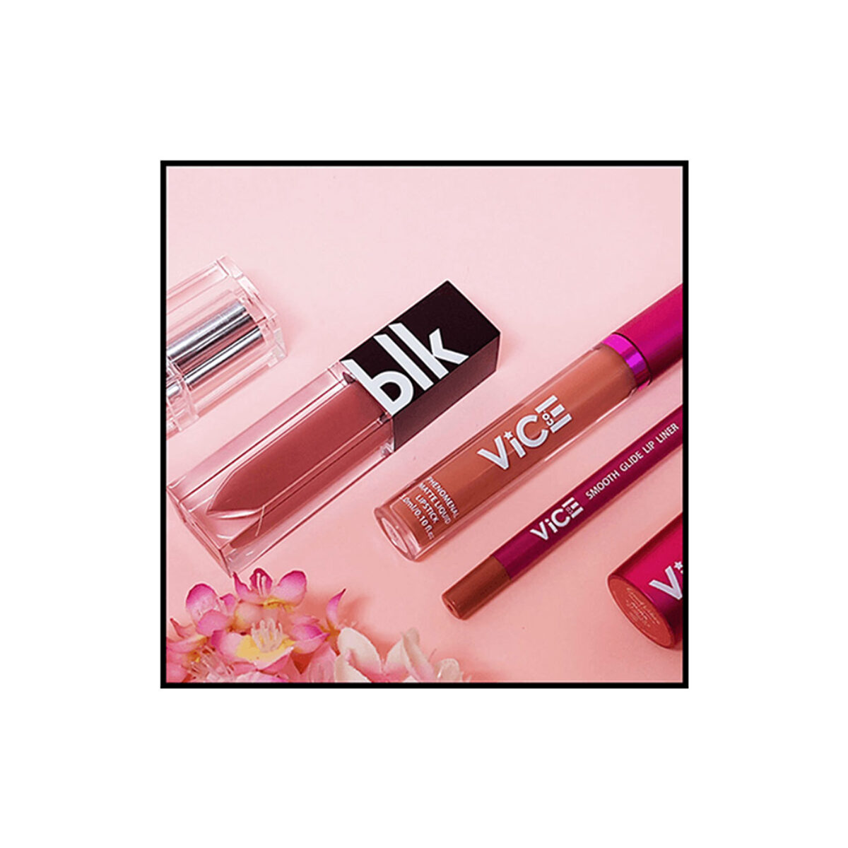 ViviSign SD33M square display, front view with a lip cosmetics image filling the 1:1 screen